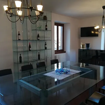 Il Ceppo Relais On The Lake 빌라 *