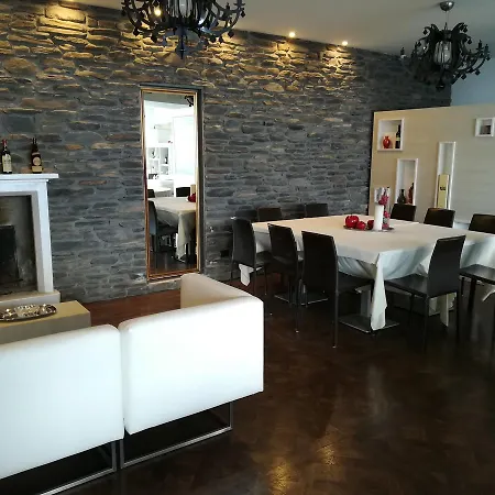 Il Ceppo Relais On The Lake 빌라 *